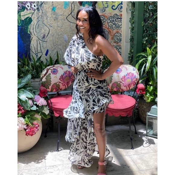 Botanical One Shoulder Ruffle Dress - Picture 4 of 6